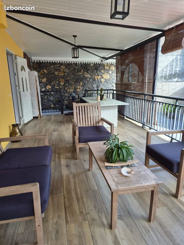 Maison 4 pièces 92 m² · à Sainte-Suzanne · 92 m² · 250 000 €