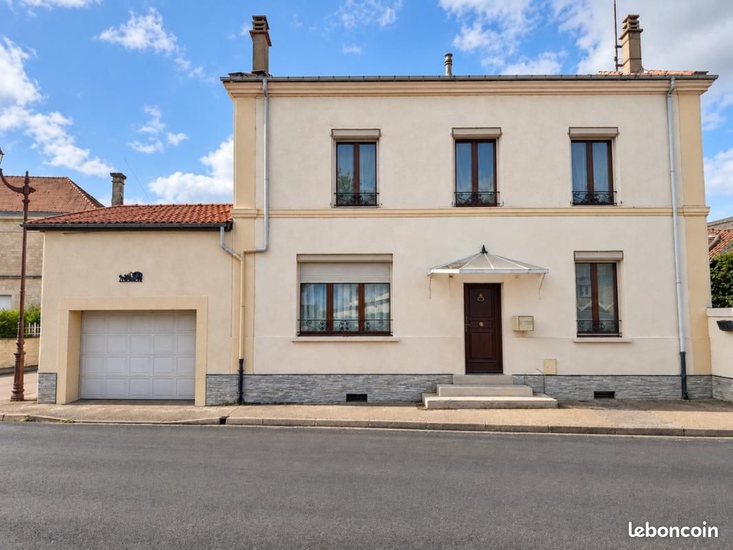 Maison 6 pièces 134 m² · à Saint-Dizier · 134 m² · 136 000 €