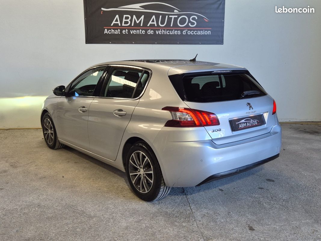 PEUGEOT 308 1.6 e-HDi 115ch FAP BVM6 Allure (image 6)