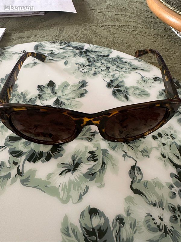 Lunettes de soleil femme 5 (image 2)
