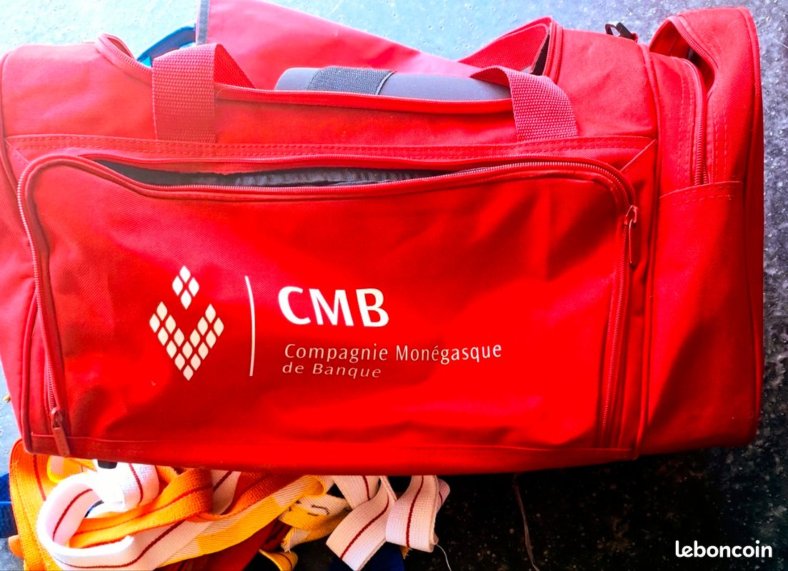 Lots sports combat avec sac monaco (image 6)