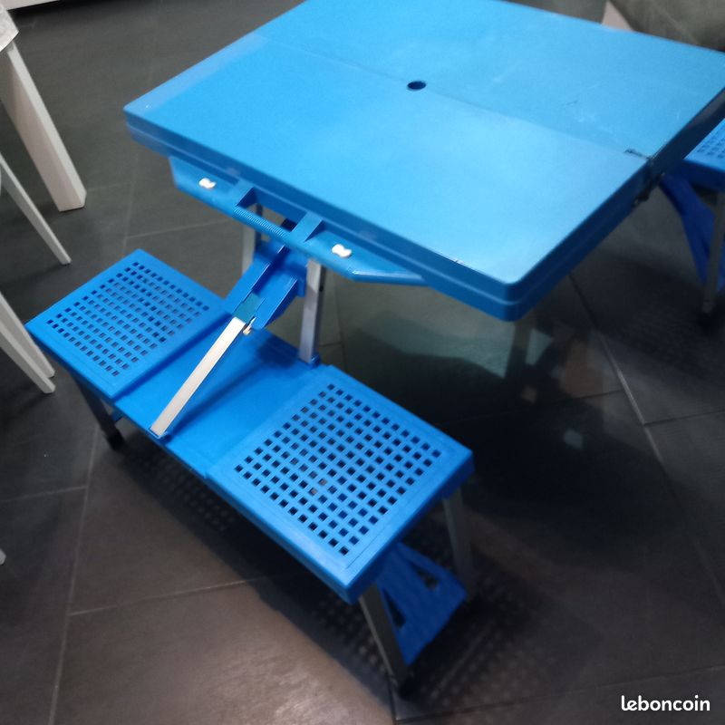 Banc et table pliable (image 1)
