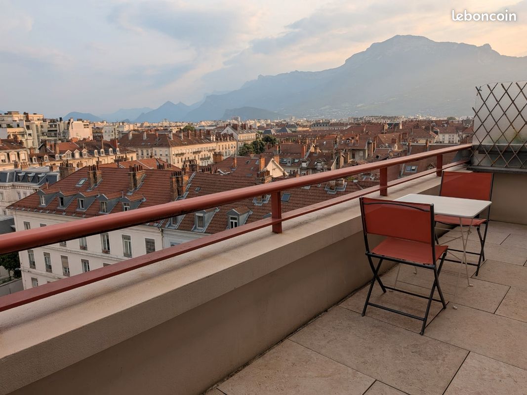 Appartement 3 pièces 69 m² · à Grenoble · 69 m² · 1 490 €