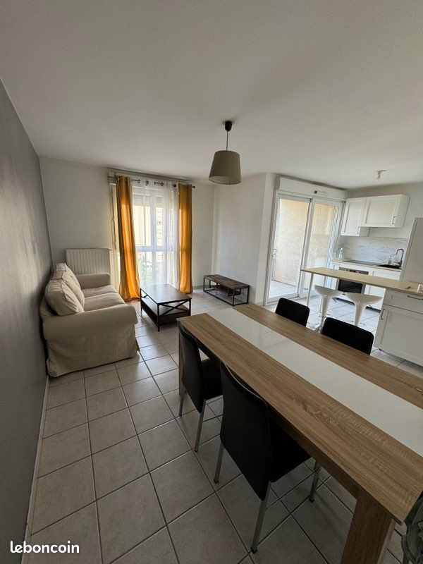 Appartement 3 pièces 65 m² · à Saint-Étienne · 65 m² · 111 900 €