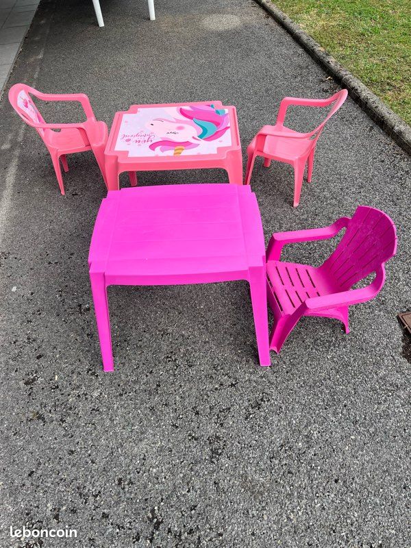 Petites tables et chaises pour enfants (image 2)