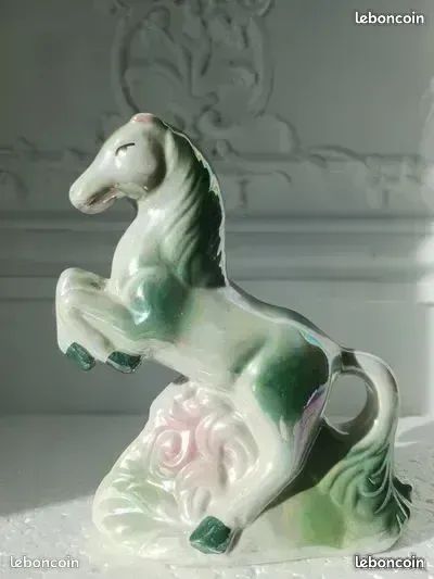 Acheter une statue de cheval extérieur et intérieur à vendre