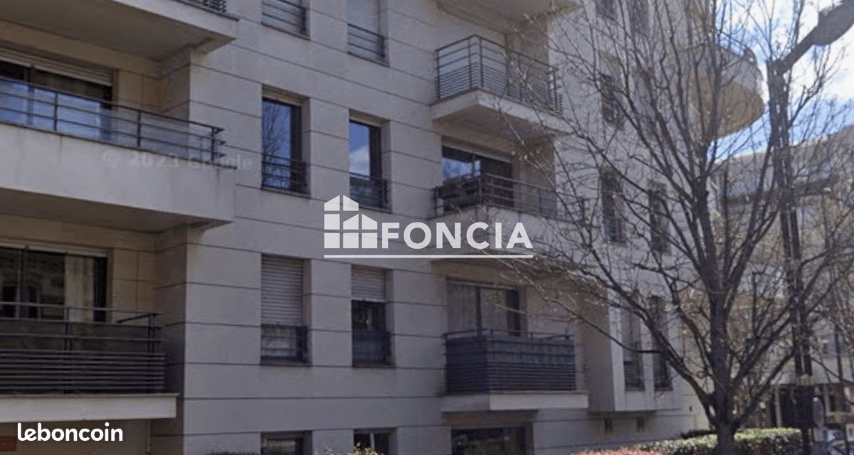 Appartement 3 pièces 73 m² · à Levallois-Perret · 73 m² · 2 057 €