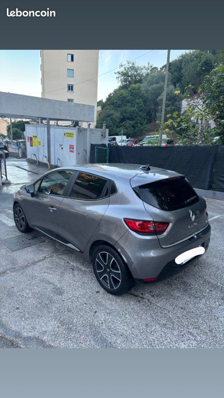 Clio IV (image 2)
