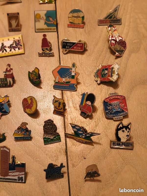 Lot de 50 pin's divers (image 4)