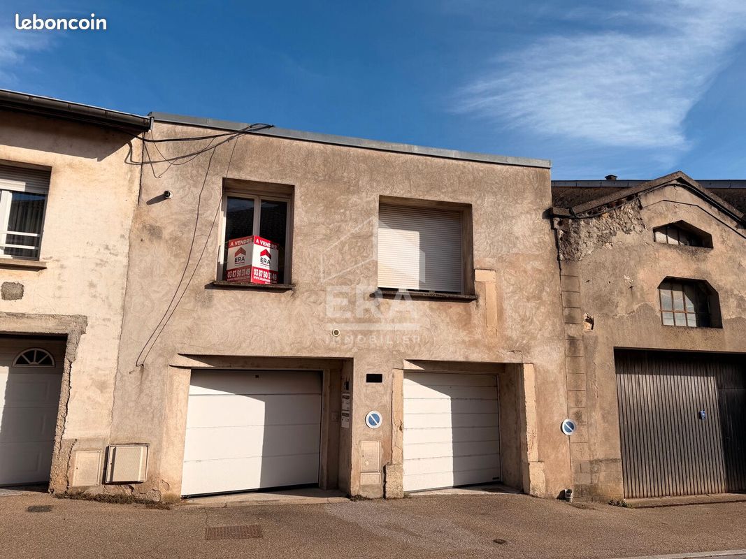Immeuble 6 pièces 102 m² · à Arnaville · 102 m² · 177 000 €