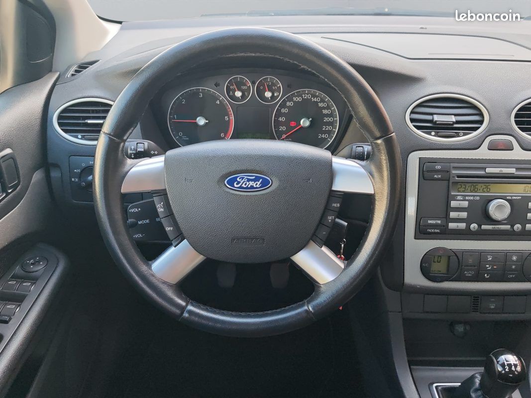 Ford focus ii 1.8 tdci 115 titanium (image 17)