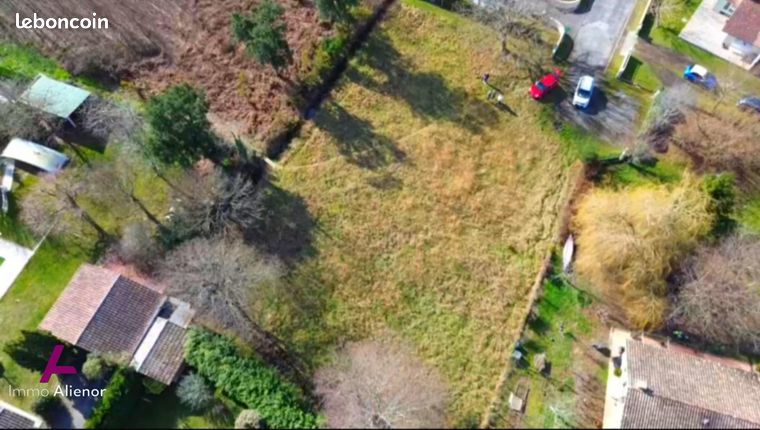 Terrain 1588 m² Aureilhan