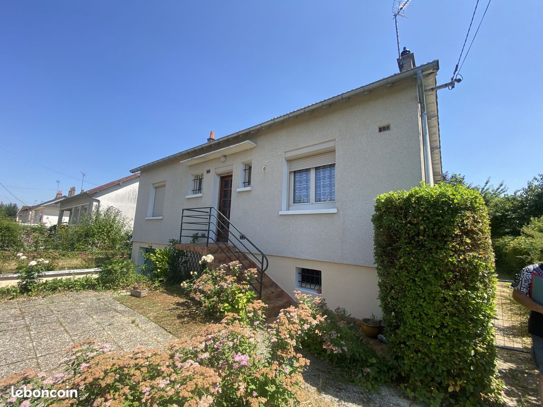 Maison 5 pièces 102 m² · à Vendôme · 102 m² · 126 000 €