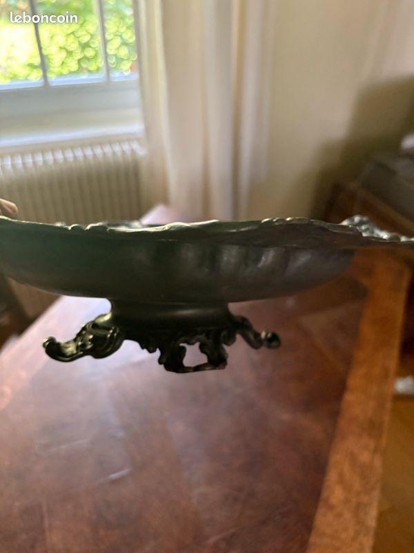 Coupe baroque en etain (image 2)