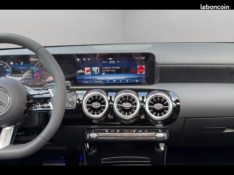 Mercedes-benz Classe A 180 136ch AMG Line 7G-DCT (image 8)