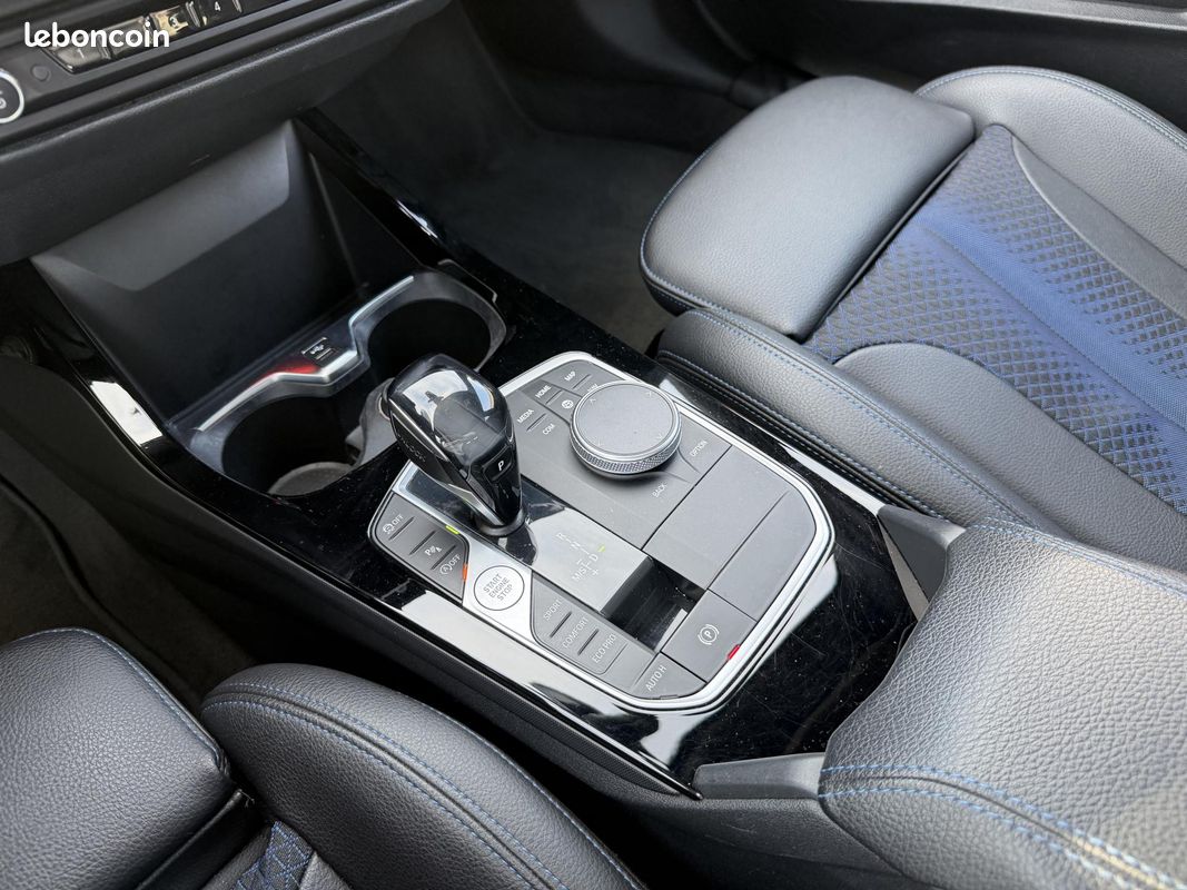 BMW SERIE 1 F40 118i 136ch M SPORT DKG7 | TOIT OUVRANT | CAMERA DE RECUL (image 28)