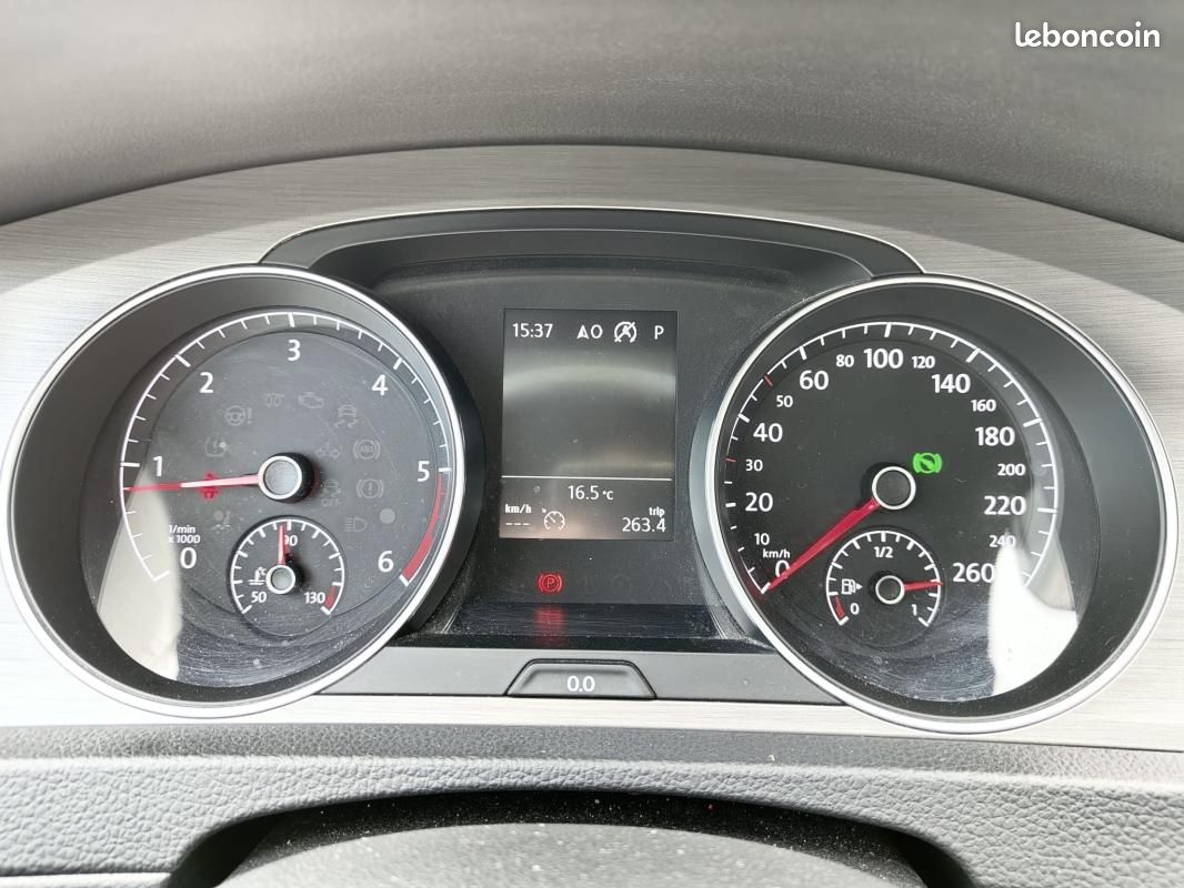 Volkswagen Golf VII 5 Portes 1.6 TDI 16V Blue Motion DSG7 S&S 110 cv (image 12)