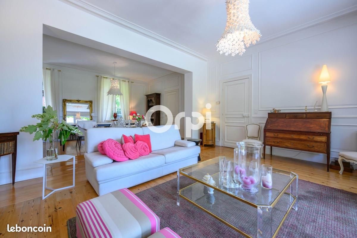 Maison 7 pièces 350 m² (image 3)