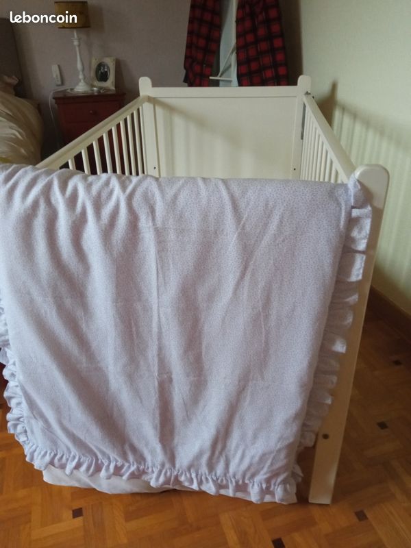 Lit bébé en bois (image 2)