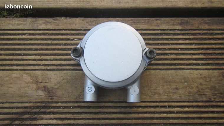 Paire De Cache Latéraux Pour Yamaha TW 125 - Réf DEO1 Et DE05 - Occasion