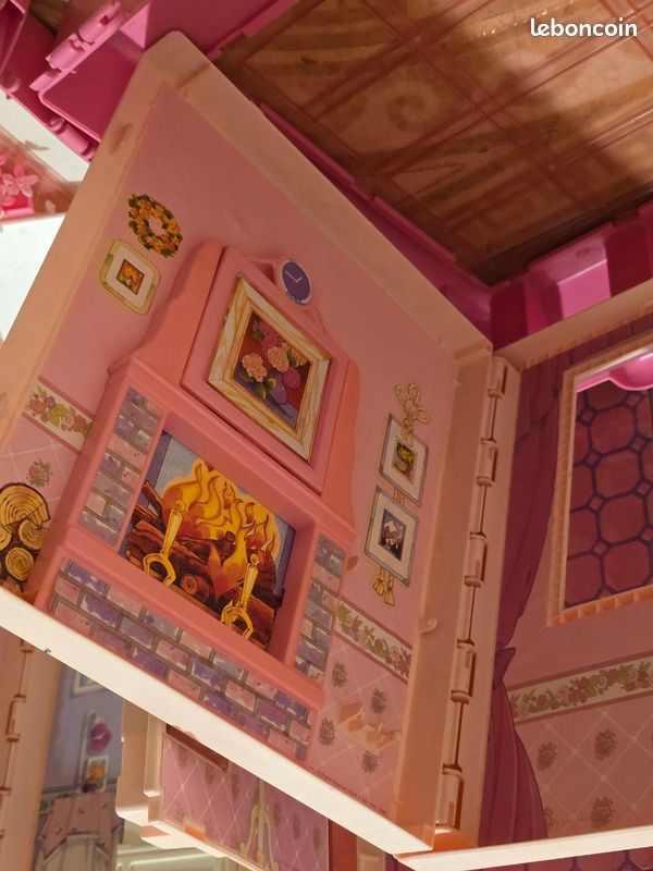 LISCIANI - MAISON de Poupée - Barbie Villa de Vacances avec Poupée