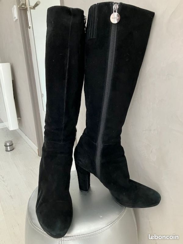Bottes femme hautes Geox en daim noir à talon (Taille 39) (image 3)