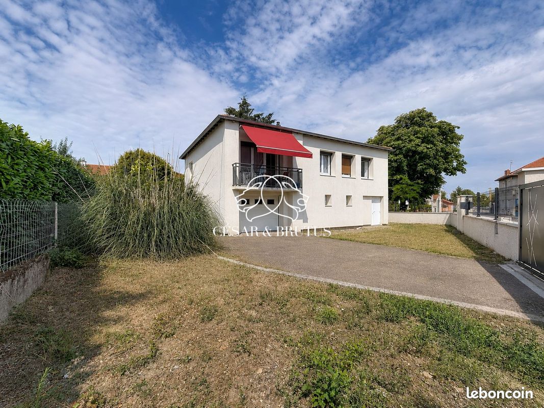 Maison 5 pièces 108 m² · à Riorges · 108 m² · 212 000 €