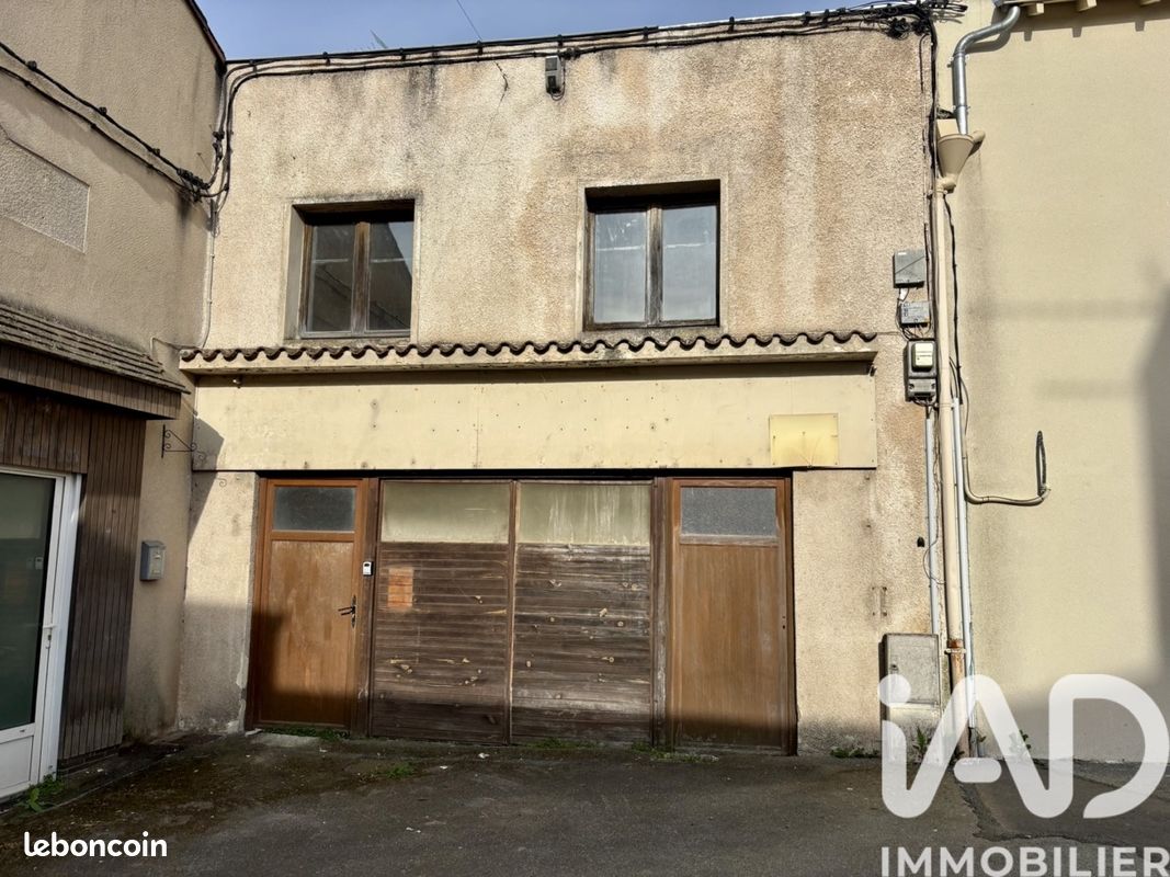Maison 5 pièces 139 m² · à Thouars · 139 m² · 39 000 €