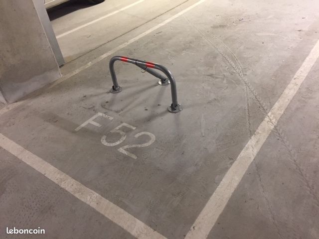 Parking 11 m² · à Marseille · 11 m² · 75 €/mois