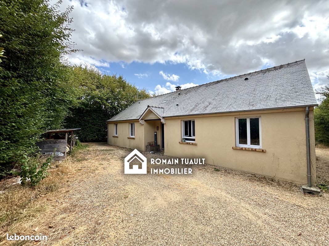 Maison 6 pièces 140 m² · à Segré-en-Anjou Bleu · 140 m² · 210 000 €