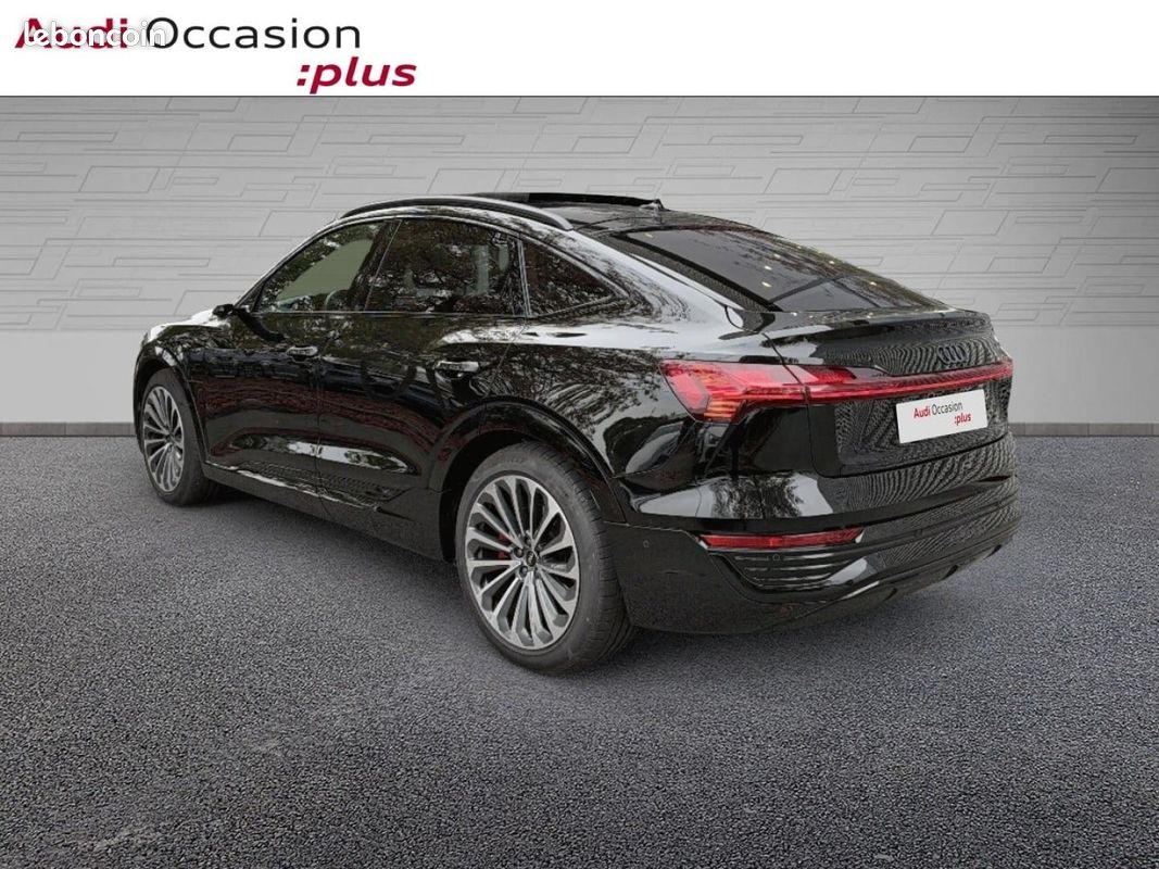 Audi Q8 e-tron Sportback 55 408ch Avus quattro (image 10)