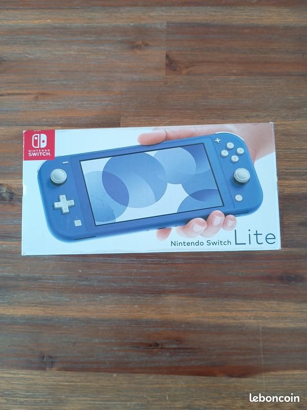 Nintendo Switch Lite (image 1)