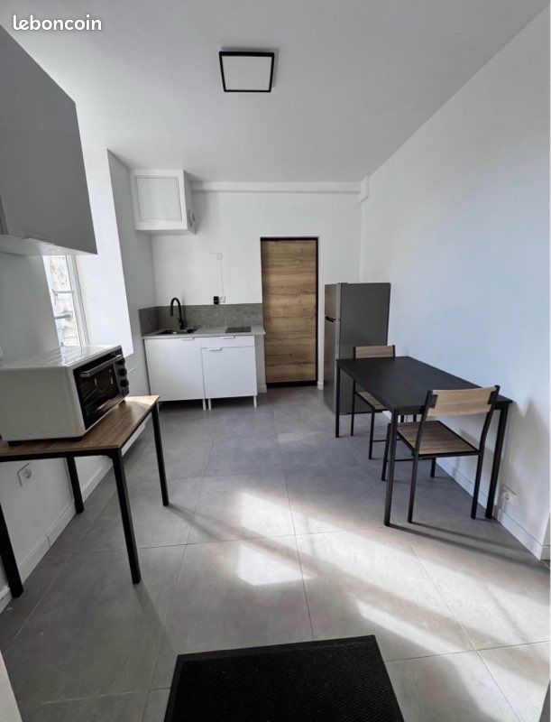 Appartement 1 pièce 30 m² · à Charleville-Mézières · 30 m² · 450 €/mois