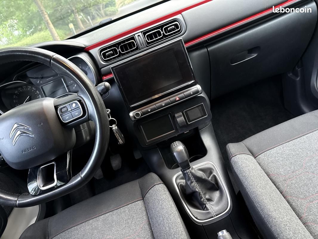 Citroën C3 III 1.2 VTi 12V 82 cv White&Red Color*Crit'Air 1*Ct Kit Distribution Entretien Complet... (image 22)