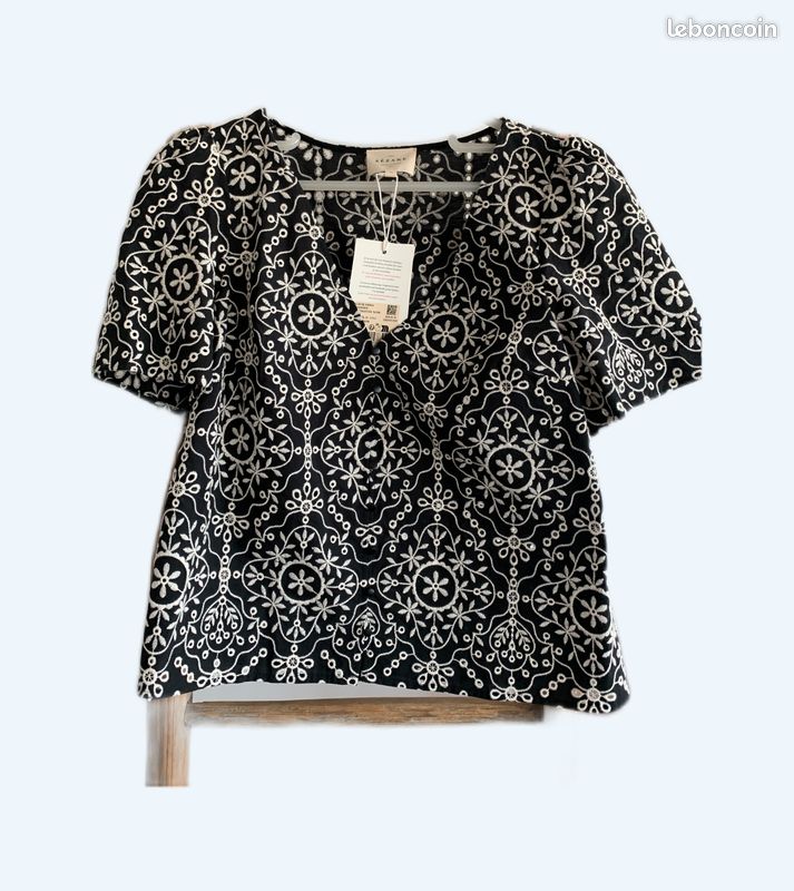 Haut Brodé Sézane Taille 38 – Neuf Avec étiquette, Blanc Classique