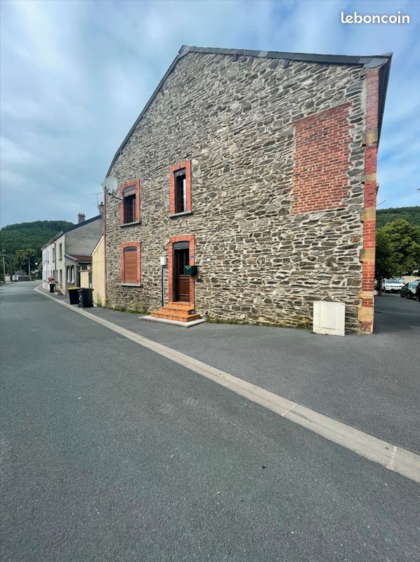 Maison 5 pièces 107 m² · à Neufmanil · 107 m² · 650 €/mois
