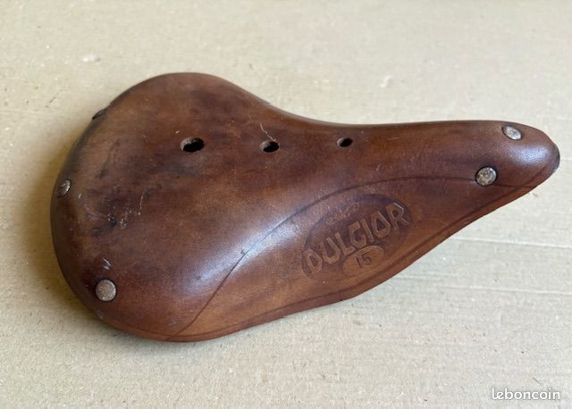 Ancienne Selle De Vélo En Cuir – Dimensions 23x20 Cm – Pour Pièces Détachées