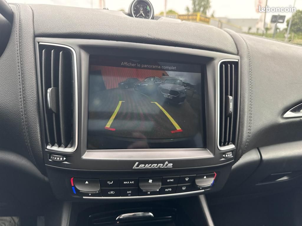 MASERATI LEVANTE diesel 3.0 v6 turbo 275 ch granlusso (image 9)