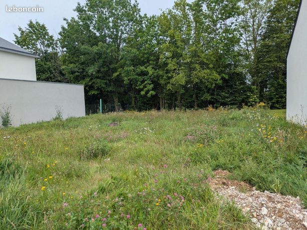 Terrain 375 m² Crevin