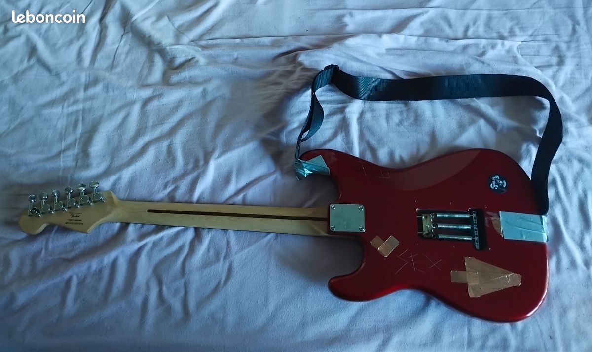 Squier stratocaster affinity 2012 (image 2)