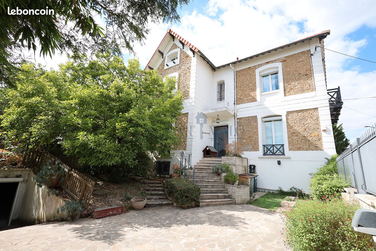 Maison 7 pièces 231 m² · à Neuilly-Plaisance · 231 m² · 849 000 €