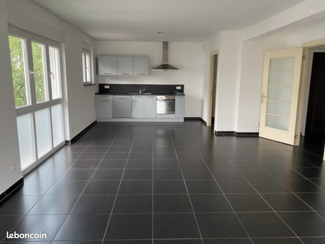 Appartement 4 pièces 94 m² · à Sarreguemines · 94 m² · 860 €