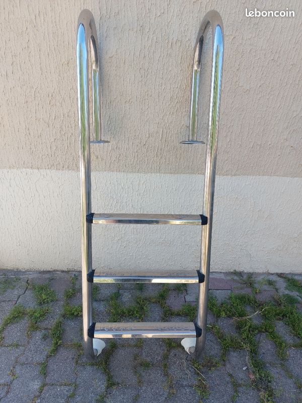 Echelle inox droite 3 marches (image 1)