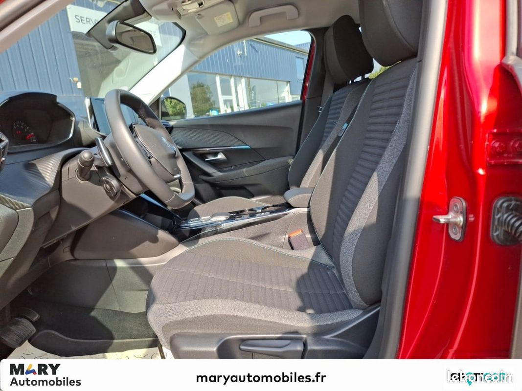 PEUGEOT 2008 PureTech 130 S&S EAT8 Style (image 8)