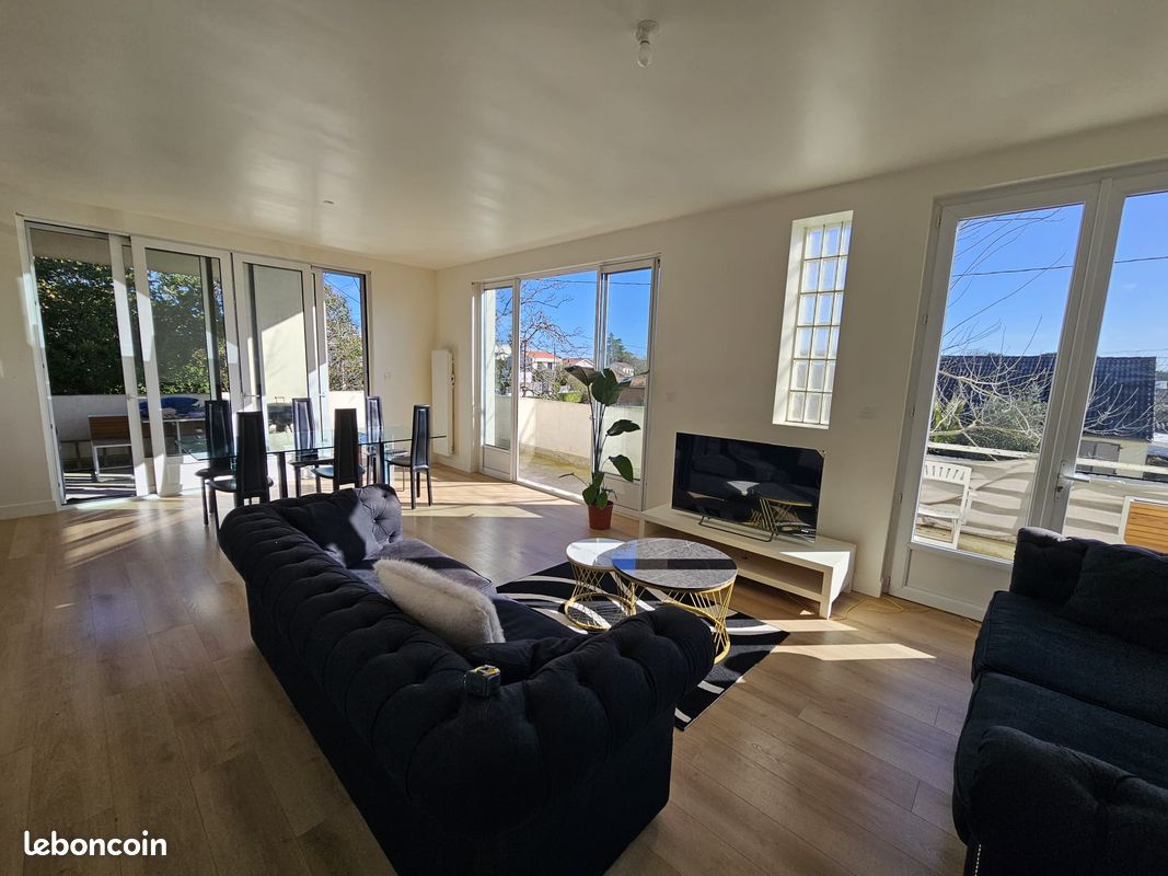 Appartement 4 pièces 85 m² · à Bordeaux · 85 m² · 1 790 €