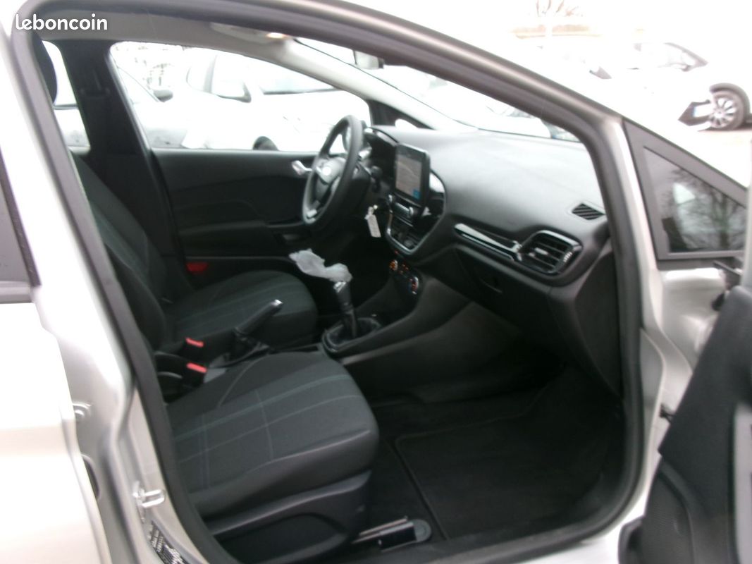 Ford FIESTA 1.1 85CH BUSINESS NAV 5P EURO6.2 (image 25)