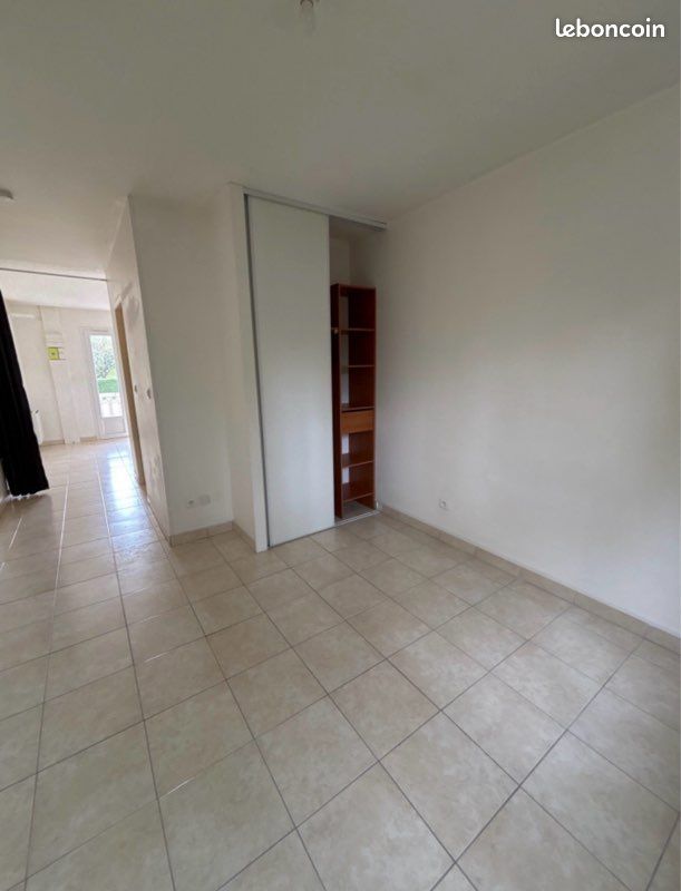 Appartement 2 pièces 27 m² · à Saint-Michel · 27 m² · 375 €/mois