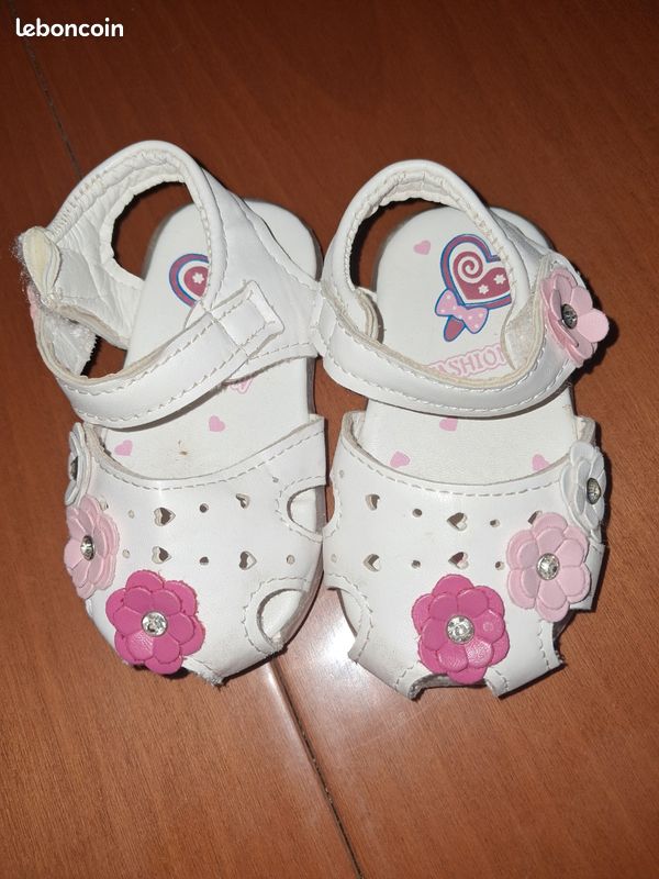 Sandales plates en cuir blanc fille | La Halle