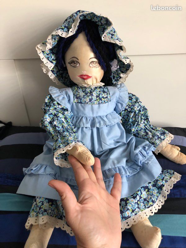Grande Poupée Ancienne En Tissu – 60 Cm – Pièce Rare Et Vintage