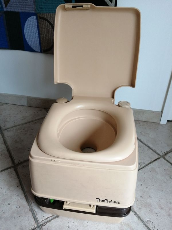 Toilette chimique portable camping-car Porta Potti 245 THETFORD -  Équipement caravaning